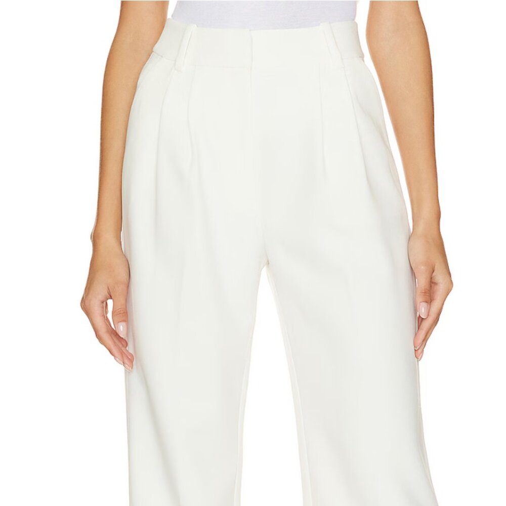 Favorite Daughter - The Favorite Pant shortie in Ivory